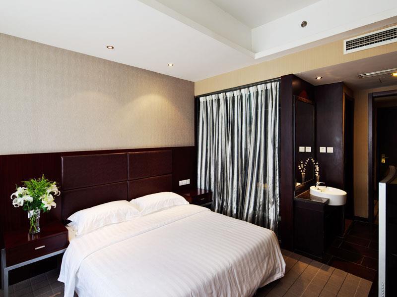 Starway Hotel Beijing Shaoyaoju Exterior photo
